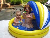 h) Nana & Papa visit while Dad in Arctic